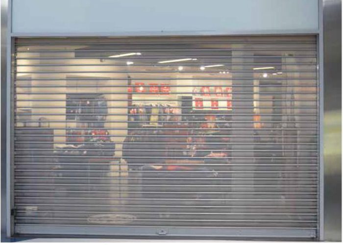 Rideau métallique microperforé